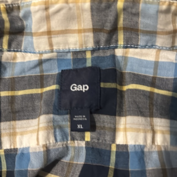 Gap plaid shirt - Picture 2 of 7